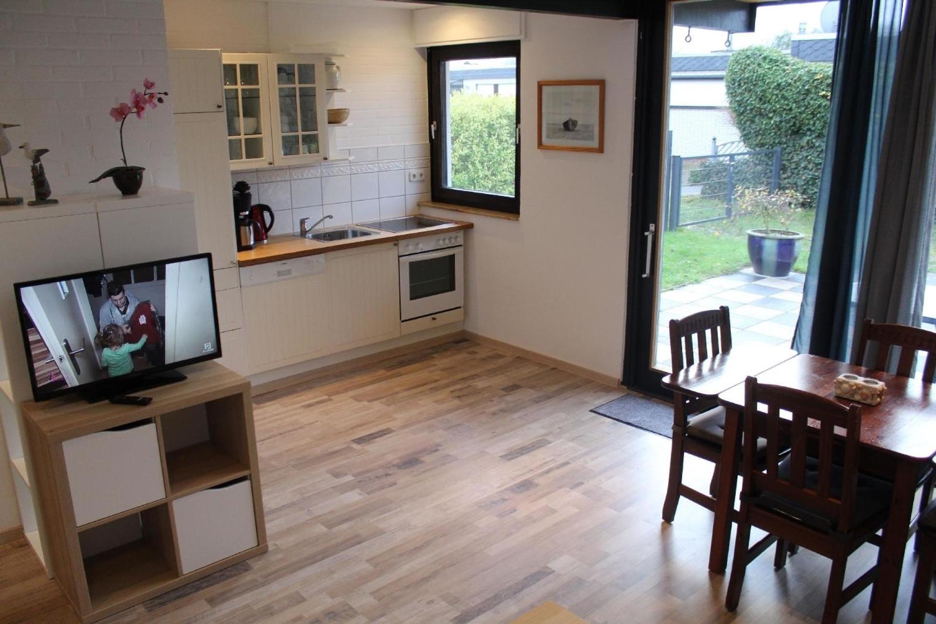 בוטיאדינגן Schoenes Ferienhaus In Tossens Mit Schoenem Garten מראה חיצוני תמונה