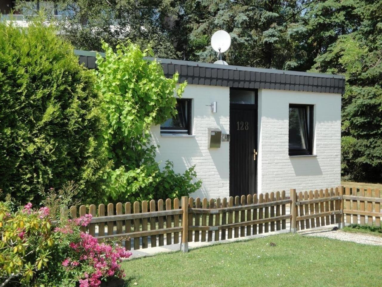 בוטיאדינגן Schoenes Ferienhaus In Tossens Mit Schoenem Garten מראה חיצוני תמונה